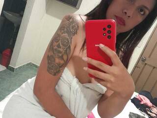 Erotik görüntülü sohbet LaFresitaa