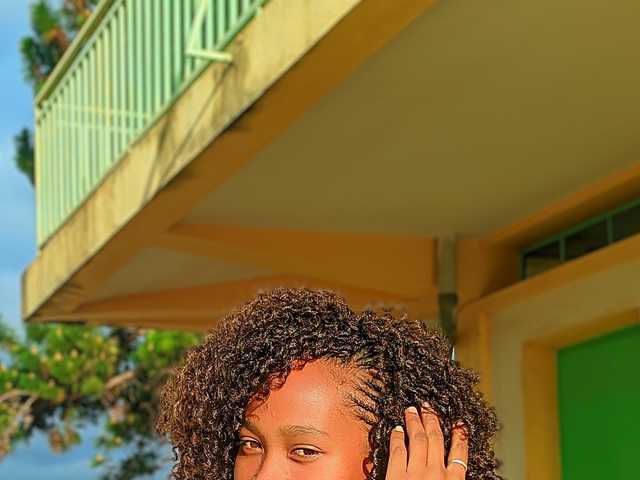 Profilin fotoğrafı Larah00