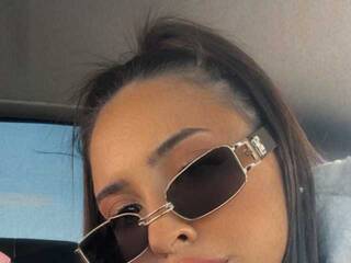 Erotik görüntülü sohbet LarynBlackCat