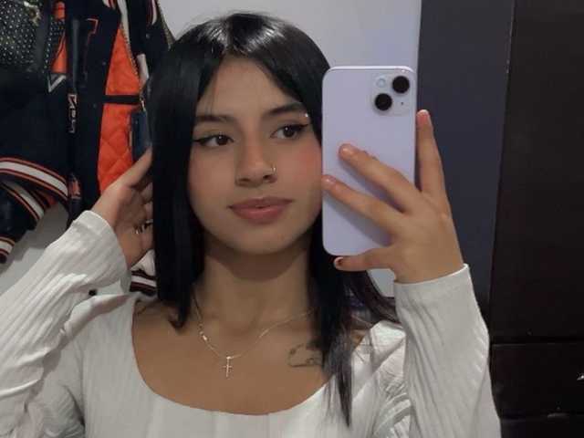 Profilin fotoğrafı Laura-Khalifa