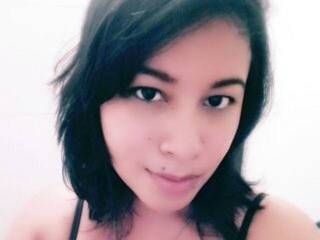 Erotik görüntülü sohbet LauraHawkes