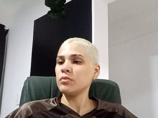 Erotik görüntülü sohbet LauraR