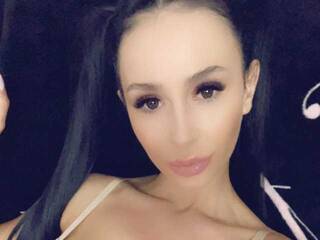 Erotik görüntülü sohbet LaylaRad