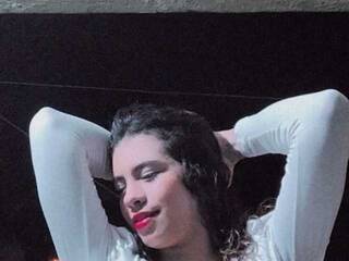 Erotik görüntülü sohbet leaahlopeez