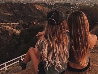 Erotik görüntülü sohbet LesbianTasty1