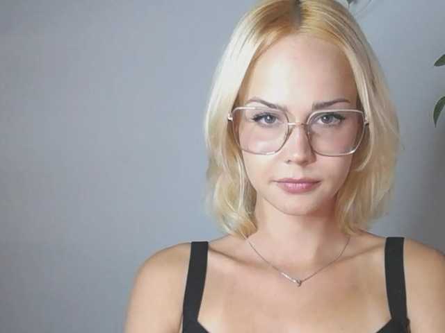 Fotoğraflar lexieSpicy Sweet and yet dang naughty ;) #innocentface #sweet #petite #glasses #fetish #natural #shorthair #domina #teaser #cfmn #joi #cei #cbt #sph #cucktrainingI don;t speak russian