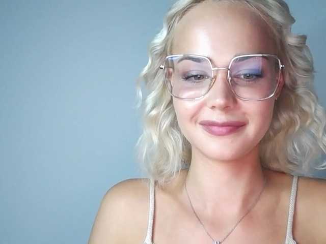 Fotoğraflar lexieSpicy Sweet and yet dang naughty ;) #innocentface #sweet #petite #glasses #fetish #natural #shorthair #domina #teaser #cfmn #joi #cei #cbt #sph #cucktrainingI don;t speak russian