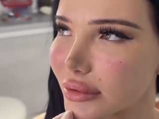 Erotik görüntülü sohbet Marinee099
