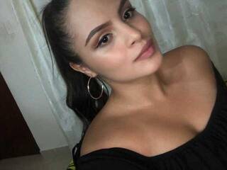 Erotik görüntülü sohbet Liam-Fox