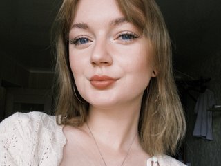 Erotik görüntülü sohbet lil-alicia