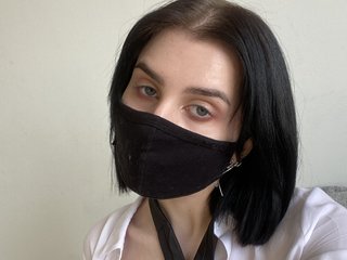 Erotik görüntülü sohbet Lil-krissi