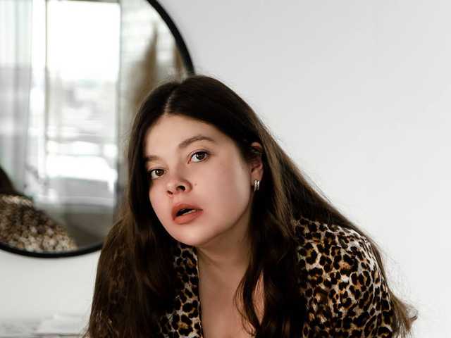 Profilin fotoğrafı Lila-Linds