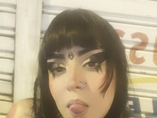 Erotik görüntülü sohbet lilith-witchx