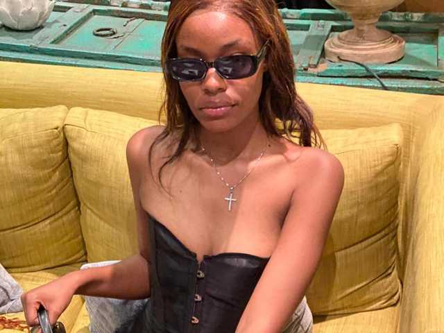 Profilin fotoğrafı Lillie-03