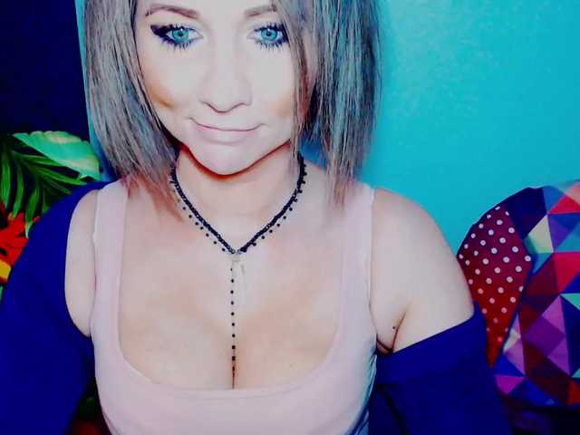 Fotoğraflar Lilly666 hey guys, ready for fun? i view cams for 50, to get preview of me is 70. lovense on, low 20, med 40, high 60. yes i use mic and toys, lets make it wild