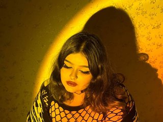 Erotik görüntülü sohbet Lilya-milky