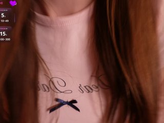 Erotik görüntülü sohbet LilyColins