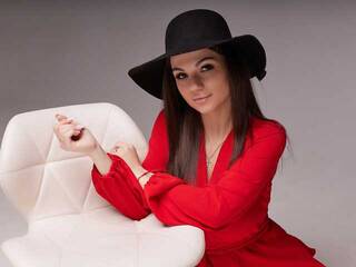 Erotik görüntülü sohbet LinaSummer