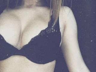 Erotik görüntülü sohbet lindikiss