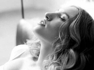 Erotik görüntülü sohbet LisaFoxy