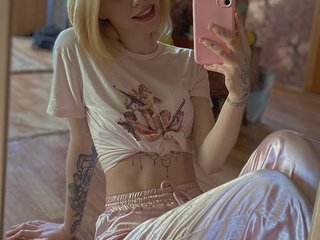 Erotik görüntülü sohbet LisaaaAlisa