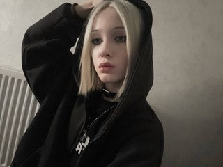 Erotik görüntülü sohbet LisaaCutie
