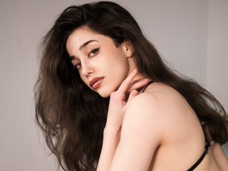 Erotik görüntülü sohbet LisaSemily