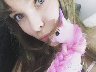 Profilin fotoğrafı LittleKitty69