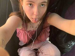 Erotik görüntülü sohbet LittleLisse