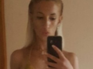 Erotik görüntülü sohbet LittleMila98