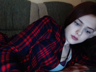 Fotoğraflar Fiery_Phoenix hello, I am Kate) put love) all shows - group and full private) changing clothes - 55 tokens) dances - 77 tokens) slaps - 11 tokens. I collect for gifts for the New Year)