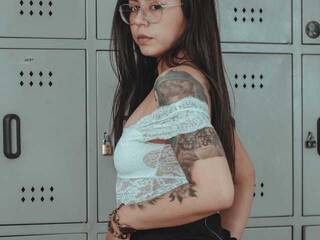 Erotik görüntülü sohbet LiveLyla