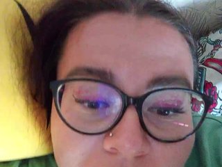 Erotik görüntülü sohbet Liz-Tess