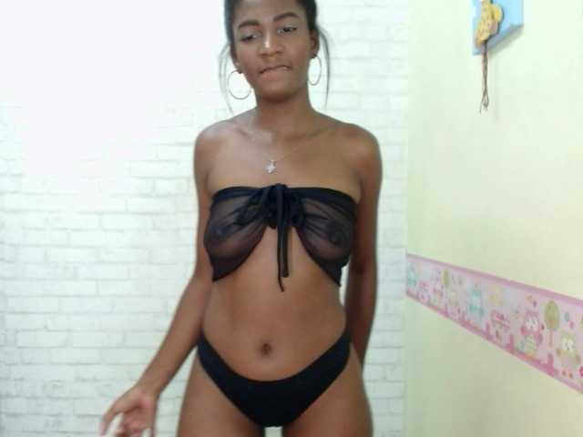 Yayın ekran görüntüleri Lizzie-Clark