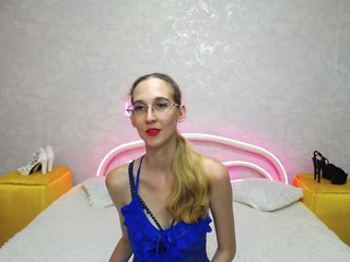Erotik görüntülü sohbet LizzieBrait