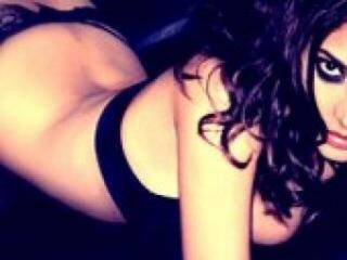 Erotik görüntülü sohbet lizzymmm