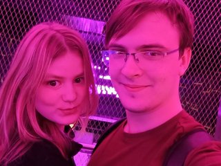 Erotik görüntülü sohbet Emma_Peter