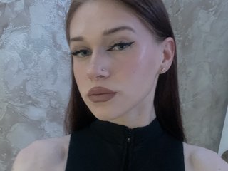 Erotik görüntülü sohbet Lois-Kim