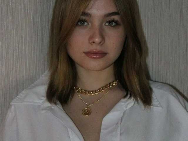 Profilin fotoğrafı LolaBellee