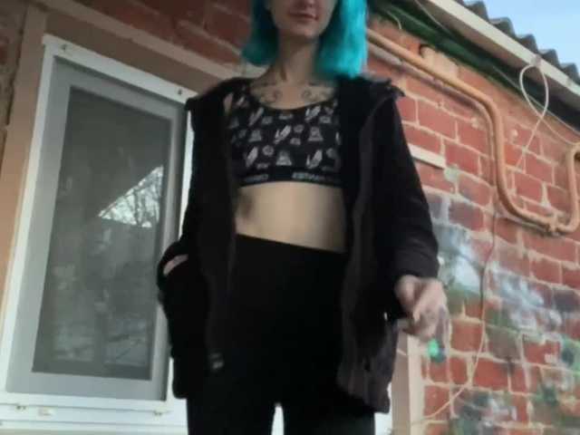 Yayın ekran görüntüleri LolyEvans