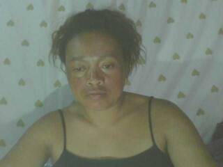 Erotik görüntülü sohbet LorahXVane