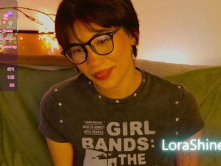 Erotik görüntülü sohbet LoraShines