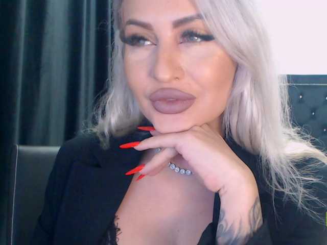 Yayın ekran görüntüleri lovelyblondyx