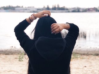 Erotik görüntülü sohbet LovingMora
