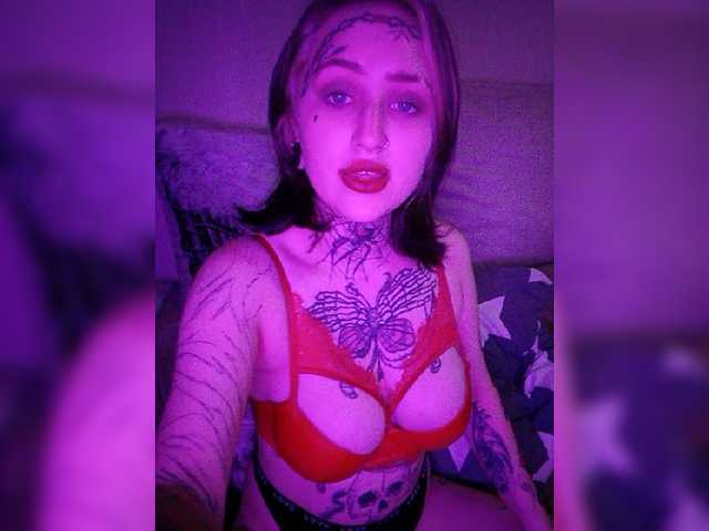 Yayın ekran görüntüleri lovlywitch