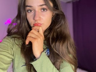 Erotik görüntülü sohbet Lucie537