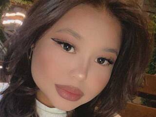 Erotik görüntülü sohbet Lucky-Lioness