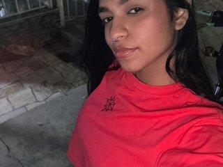 Erotik görüntülü sohbet LucyLove11