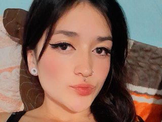 Erotik görüntülü sohbet LucyRowe