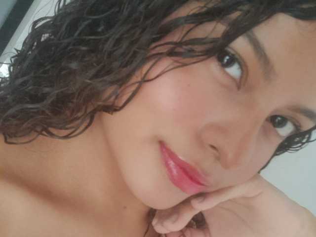 Profilin fotoğrafı LuluPeach069